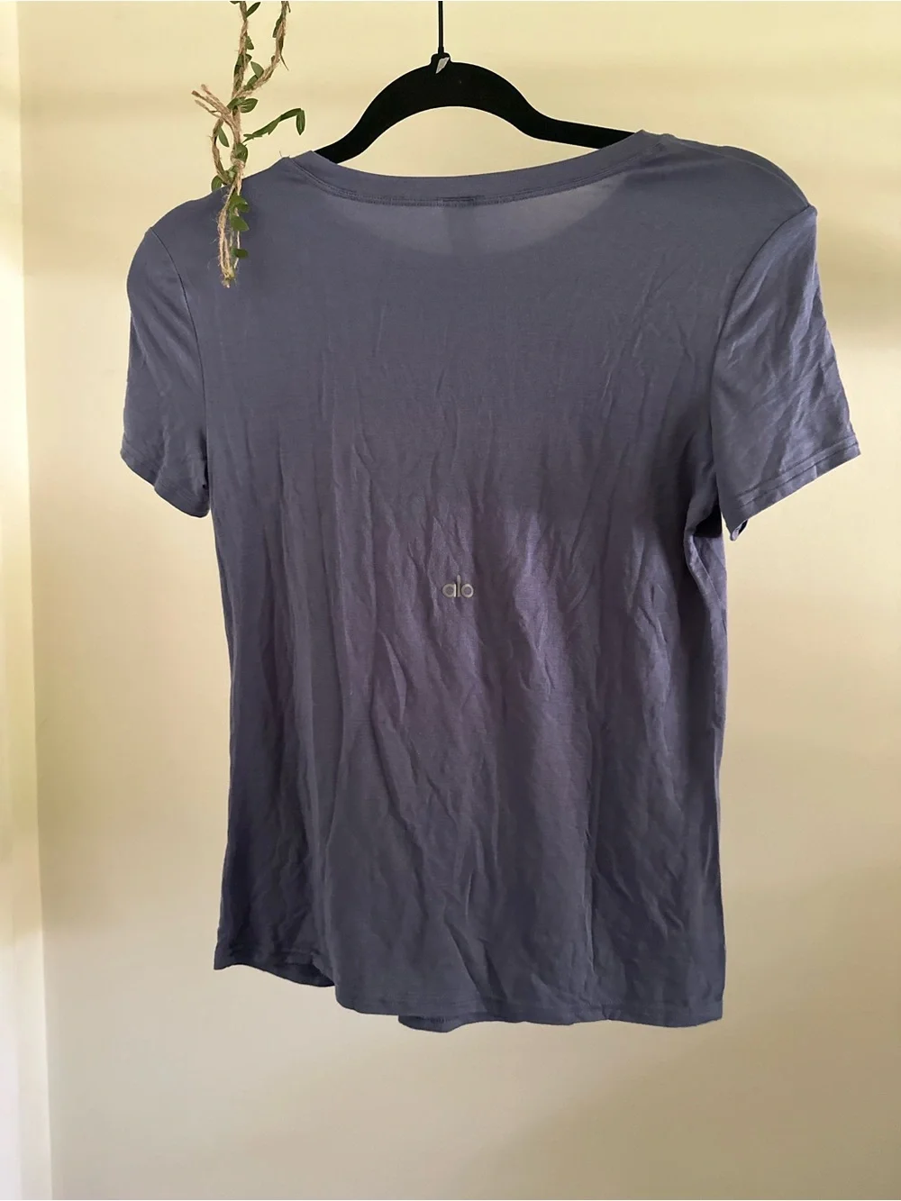 Alo Yoga Foundation Short Sleeve Tee Shirt Slate Blue Modal Jersey XS